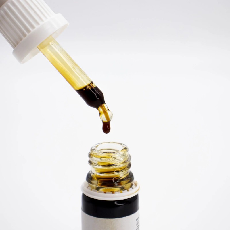 Huile de CBD Full Spectrum 10% – Effet d’Entourage & Bien-être Naturel